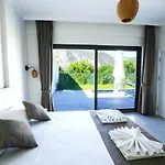 Nature Lux Villa